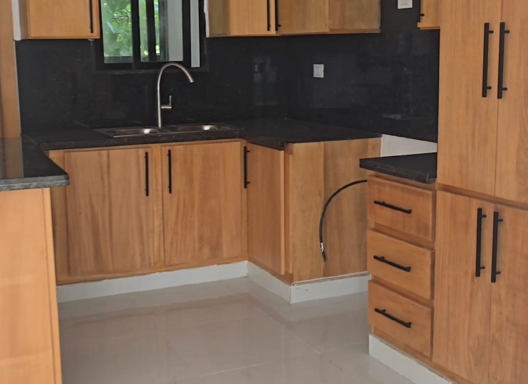 Residencial Lissette IV – Santiago