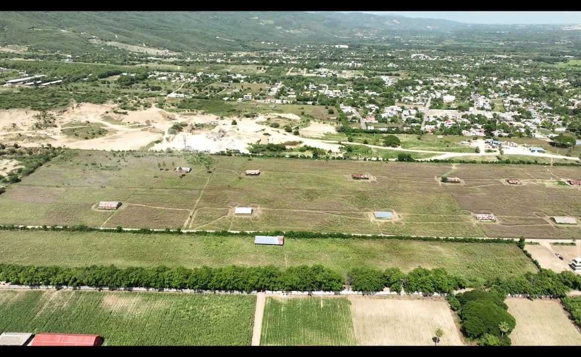 Terreno de 123,000 m² en Villa González, Santiago